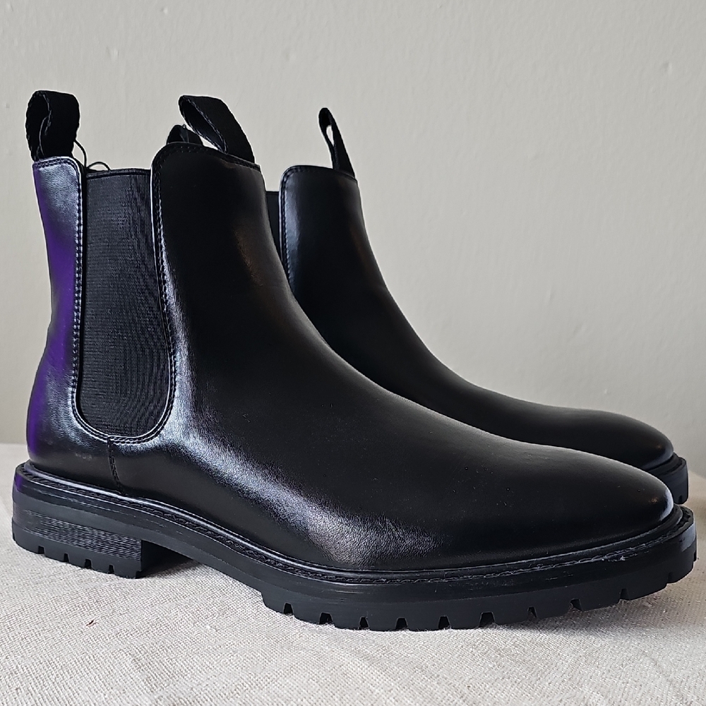 ‼️SOLD‼️ Black Leather Chelsea Boots - Zara